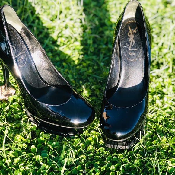 Yves Saint Laurent Black Patent Leather Heels - Picture 5 of 13